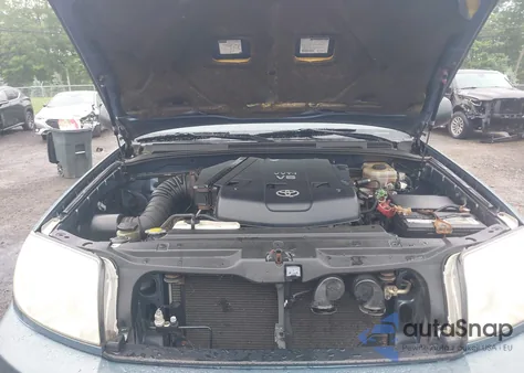 2003 Toyota 4Runner Sr5 V6 из США, поврежденный, VIN JTEBU14R930019660